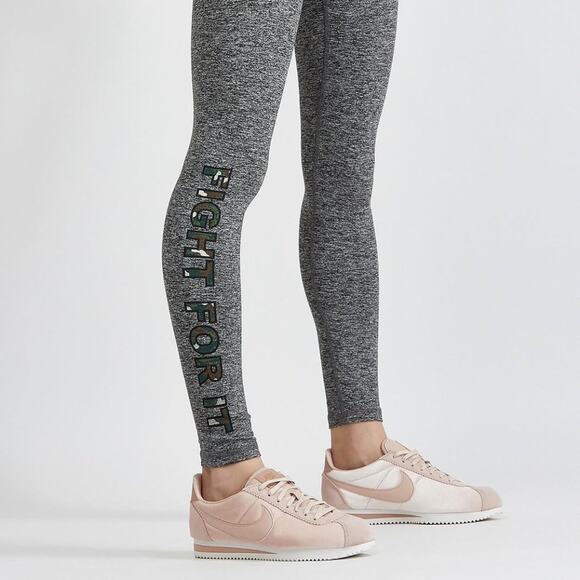 Bandier x Good Hyouman Legging - Picture 2 of 7